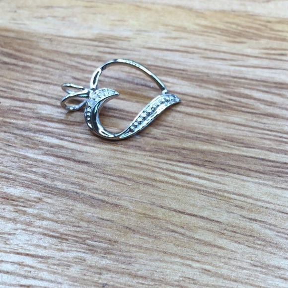 10kt white gold heart pendant (new) - Picture 6 of 6